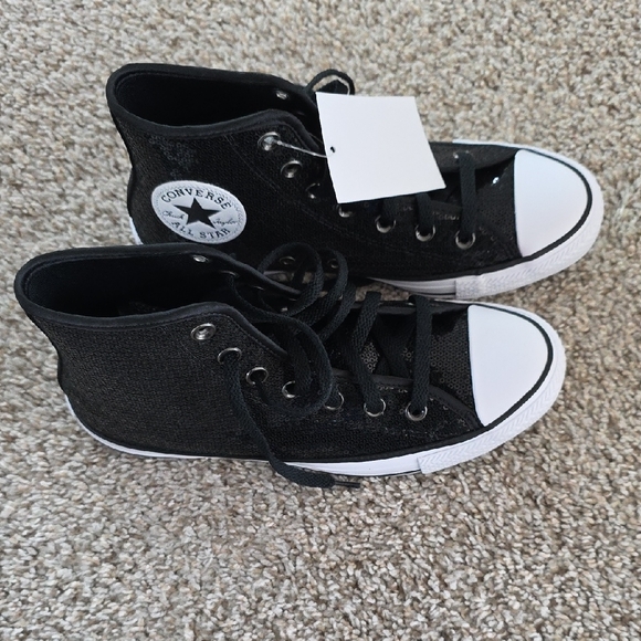 Converse Black and White High-Top Sneakers Classic Design - Picture 2 of 5
